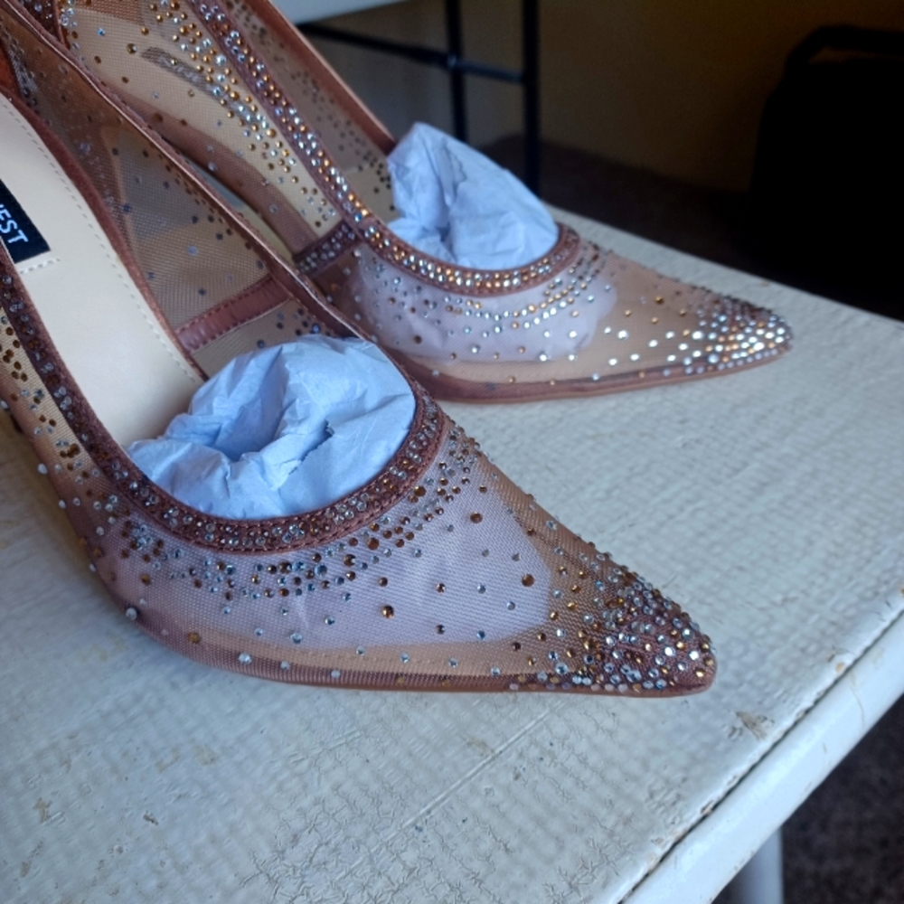 New years pumps NEW
